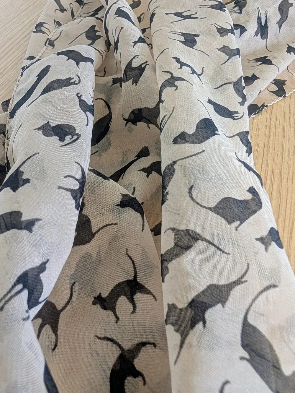 🐱 Cats Chiffon Scarf